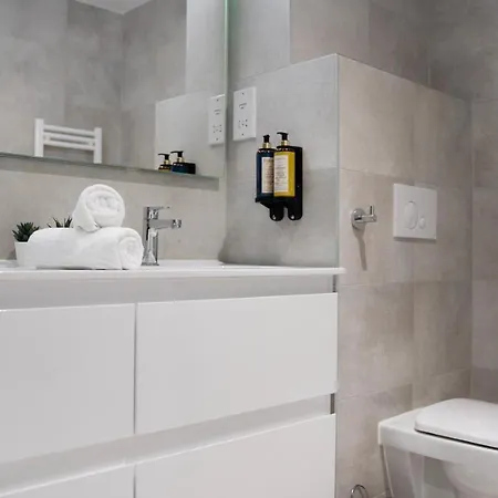 E1 & Style - Gym & Aparthotel Gibraltar